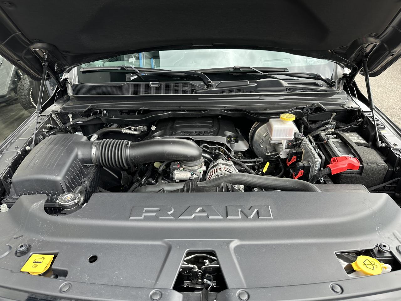 DODGE RAM 1500 CREW LIMITED NIGHT EDITION 2022
