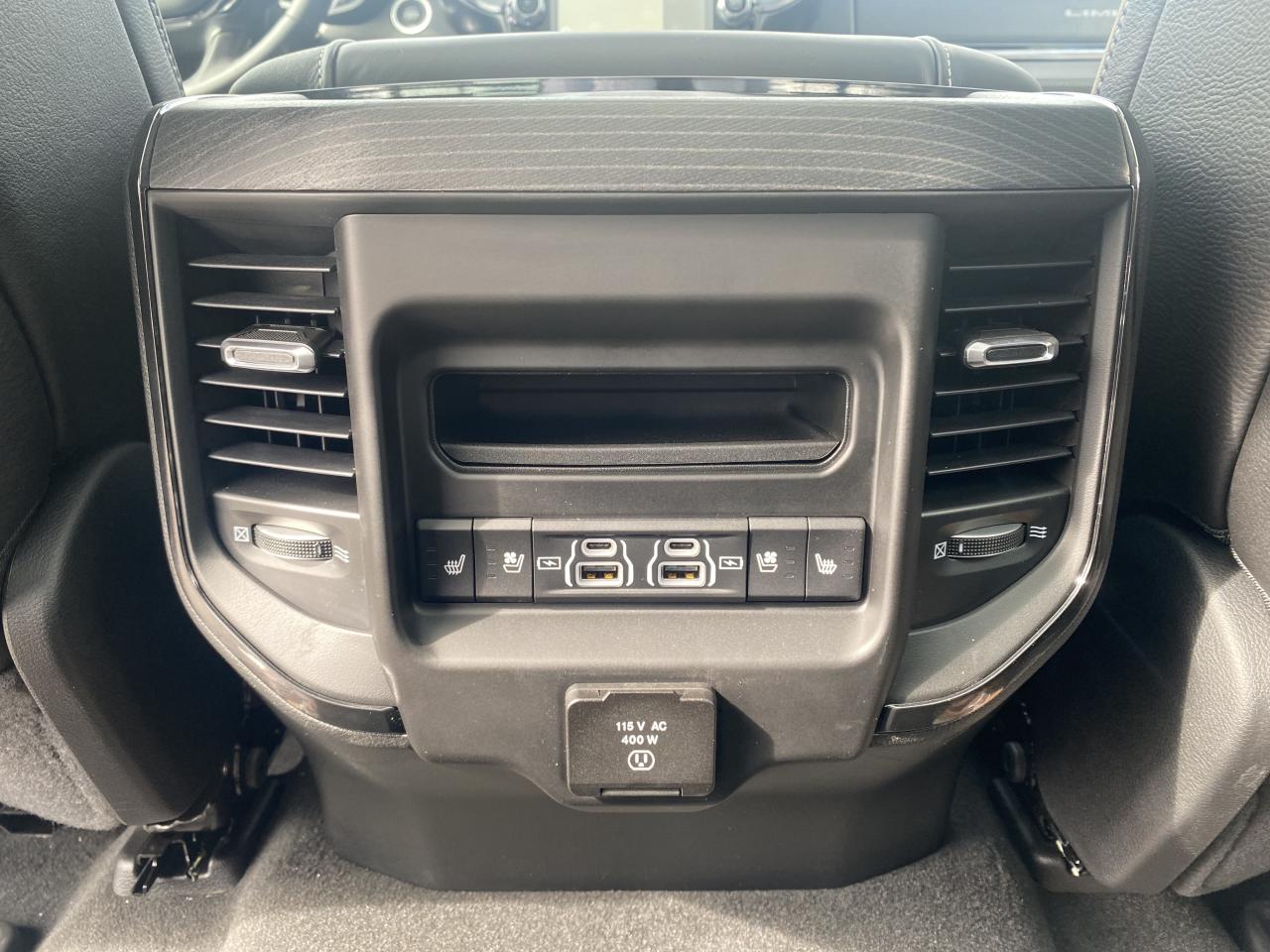 DODGE RAM 1500 CREW LIMITED NIGHT EDITION