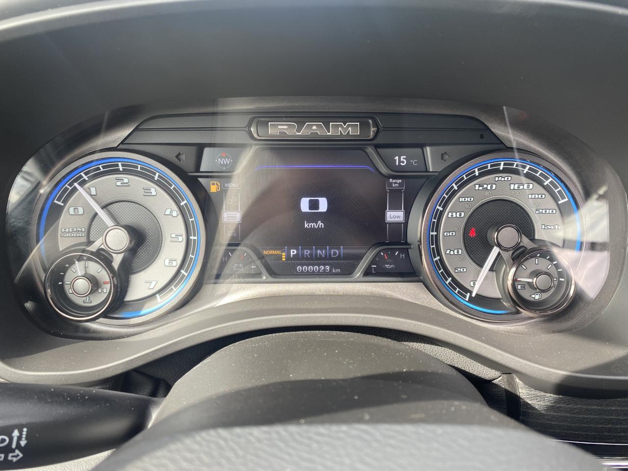 DODGE RAM 1500 CREW LIMITED NIGHT EDITION