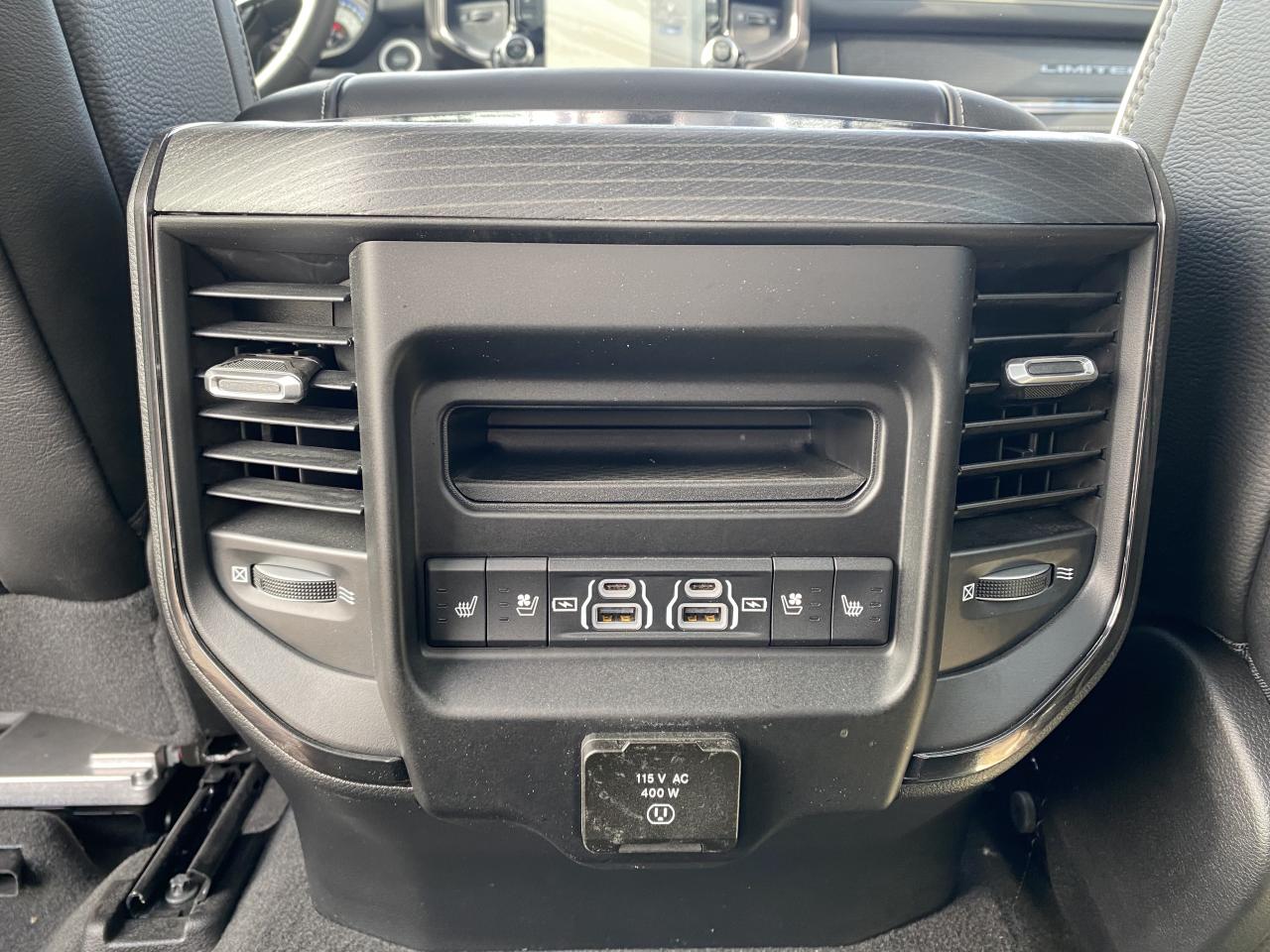 DODGE RAM 1500 Crew Limited Night Edition