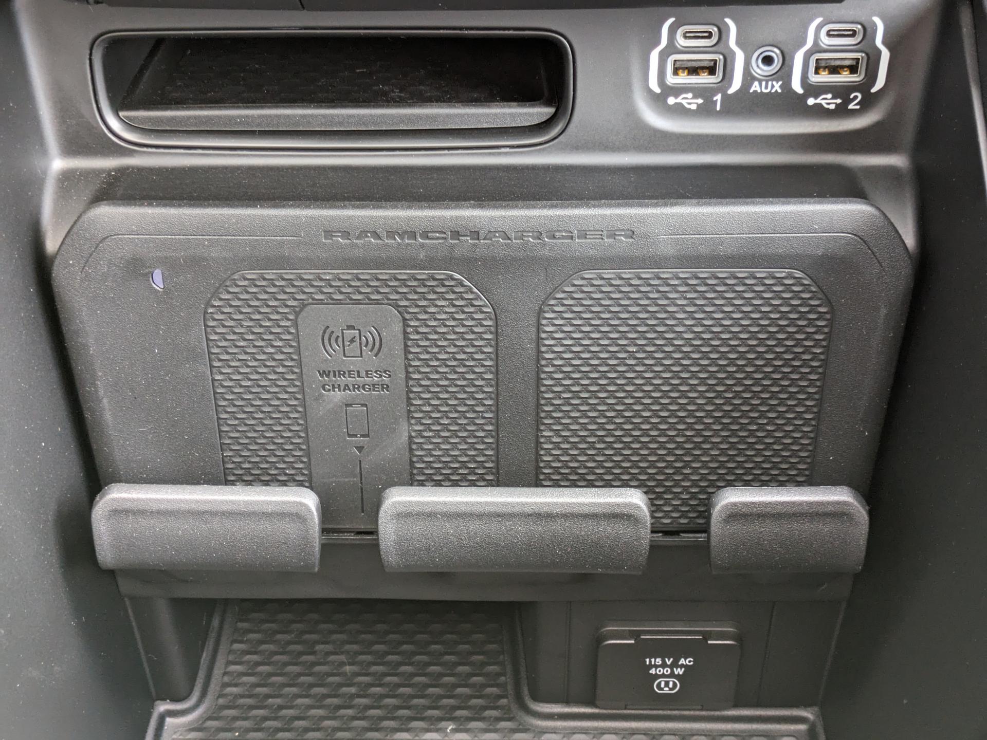 DODGE RAM 1500 CREW LIMITED NIGHT EDITION