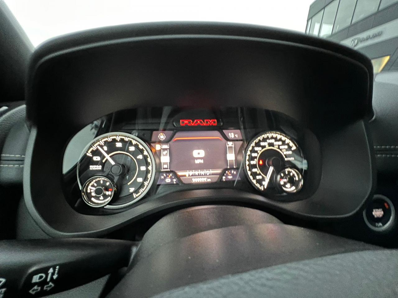 DODGE RAM 1500 CREW REBEL G/T AIR RAMBOX