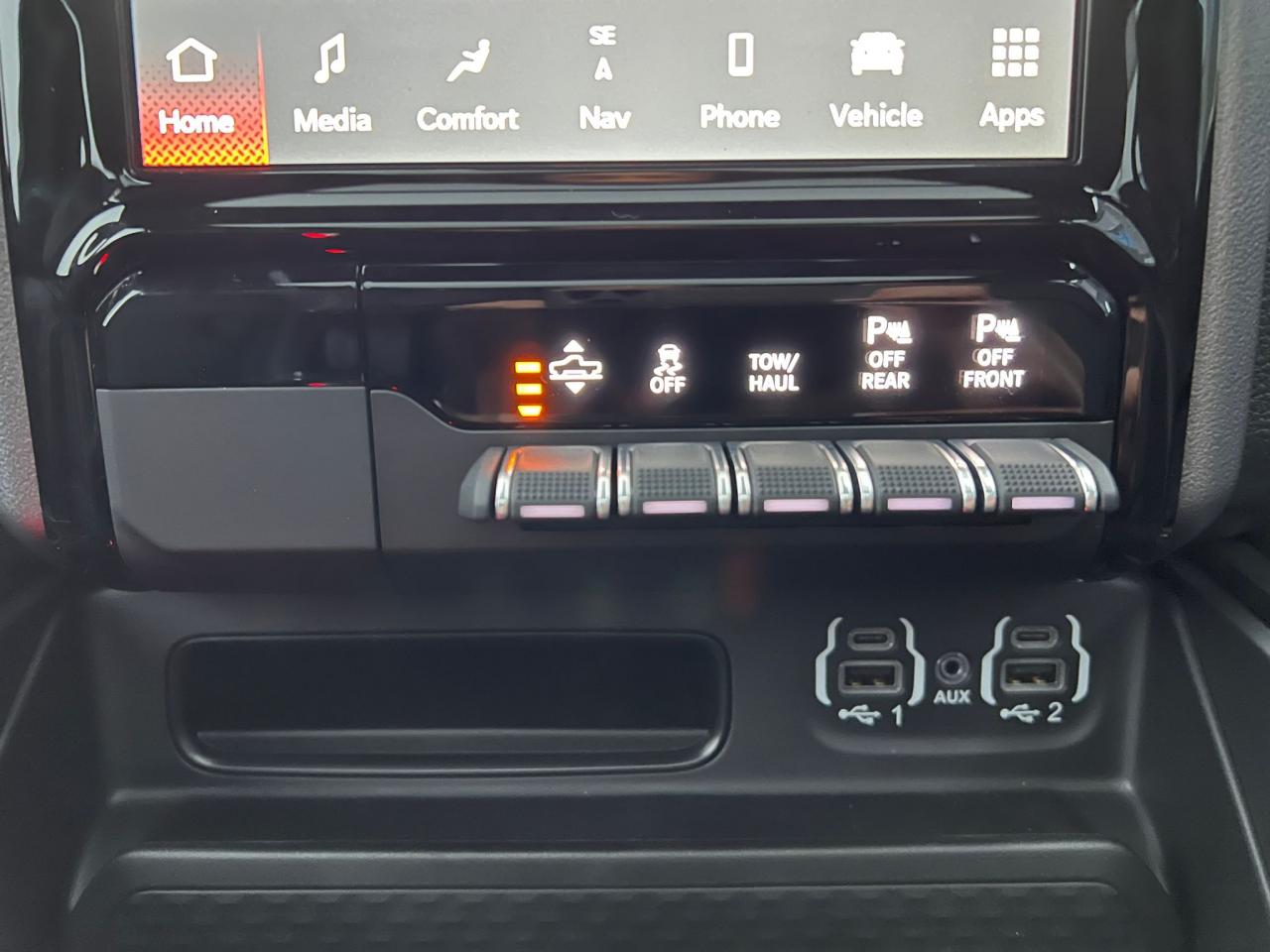 DODGE RAM 1500 CREW REBEL G/T AIR RAMBOX