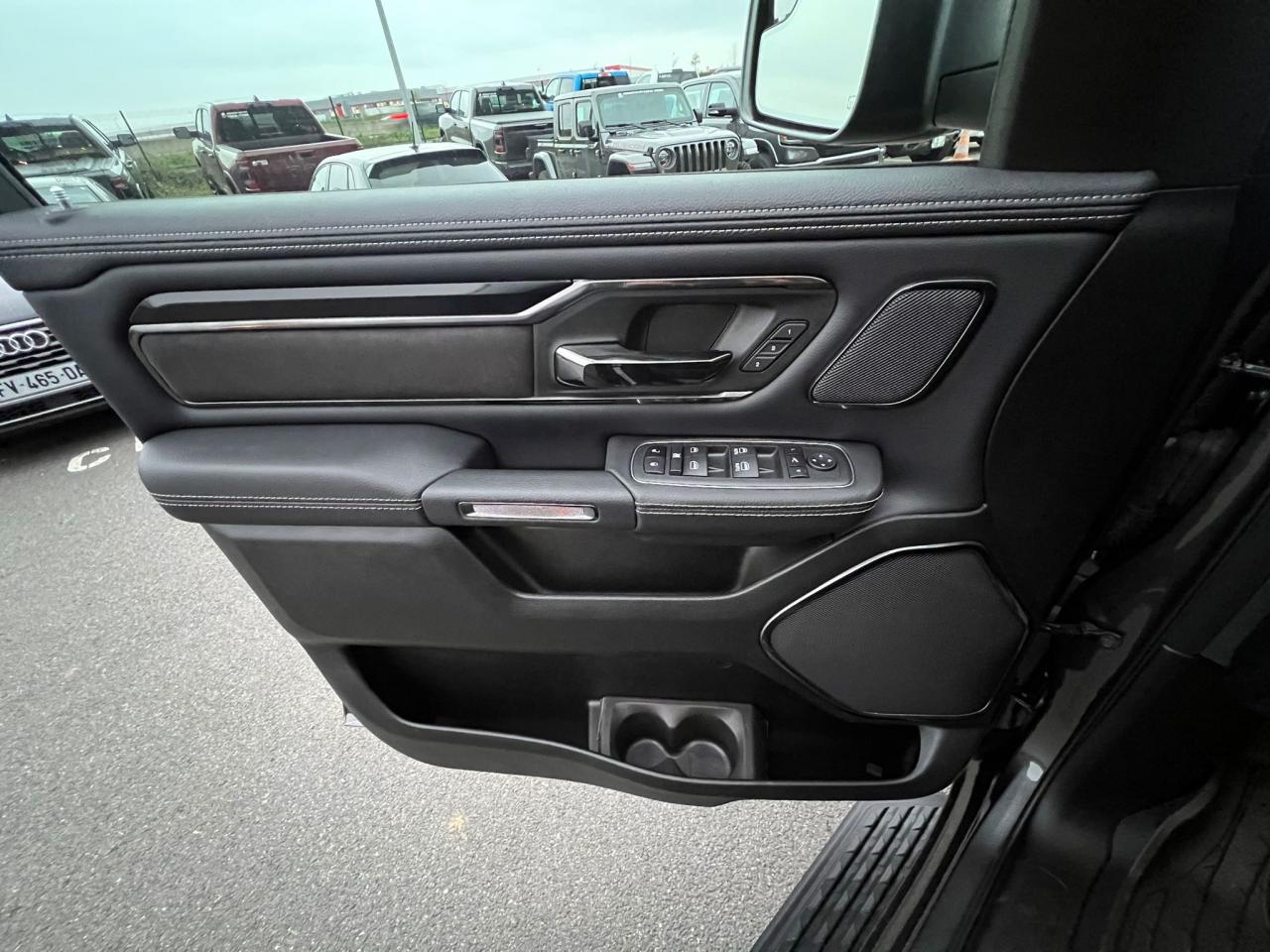DODGE RAM 1500 CREW REBEL G/T AIR RAMBOX
