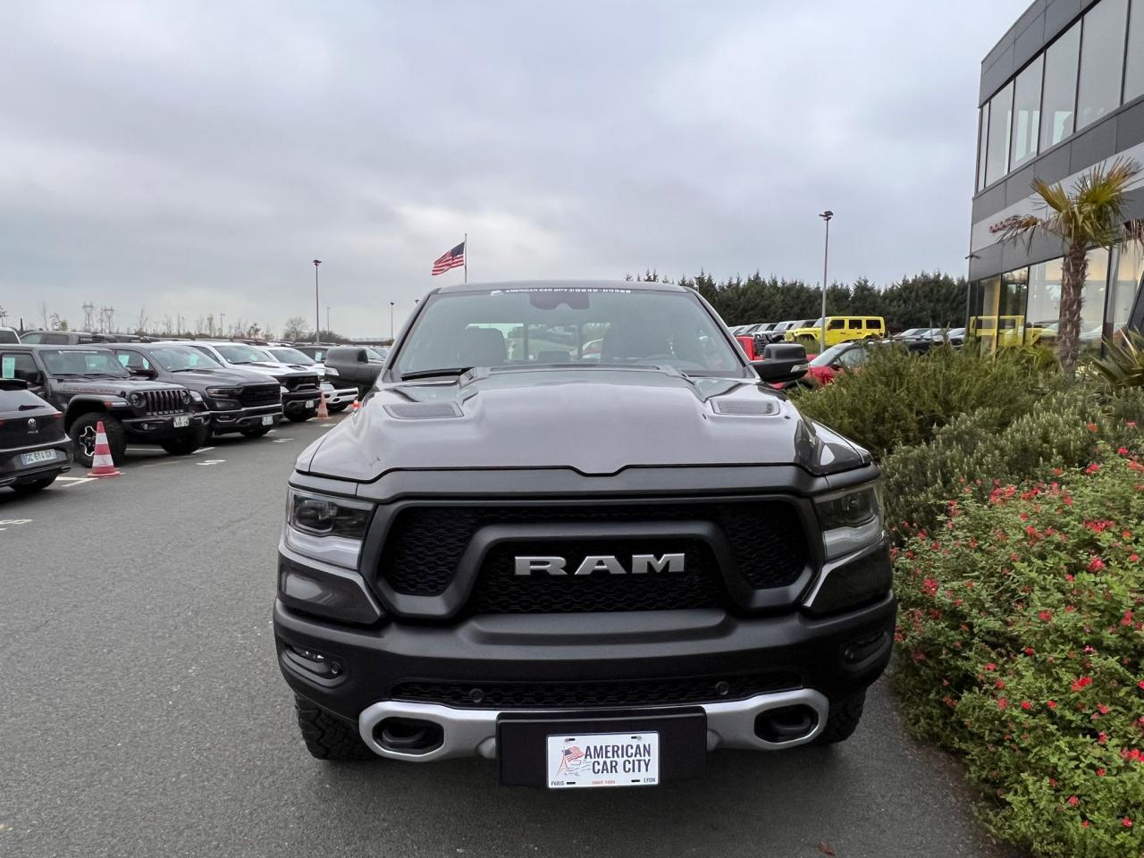 DODGE RAM 1500 CREW REBEL G/T AIR RAMBOX