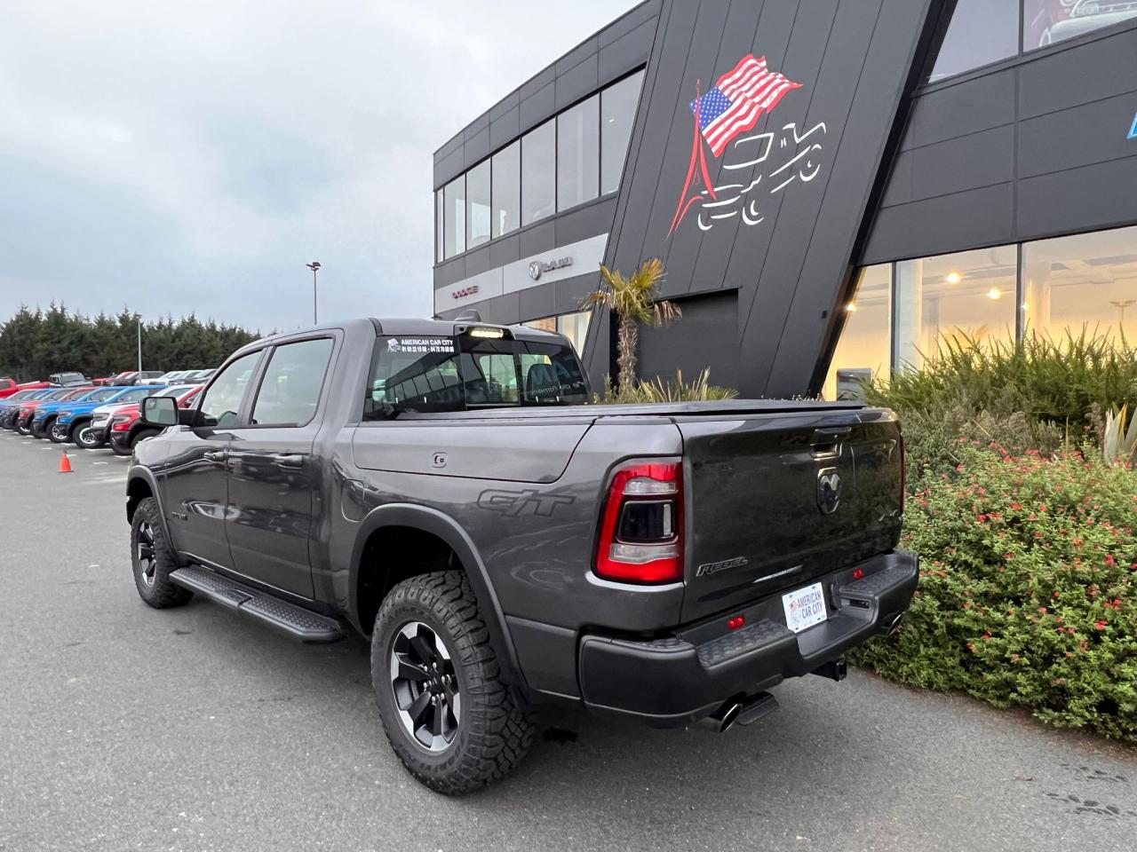 DODGE RAM 1500 CREW REBEL G/T AIR RAMBOX