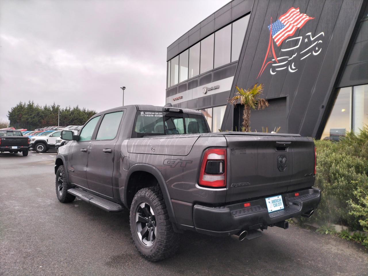 DODGE RAM 1500 CREW REBEL G/T AIR RAMBOX
