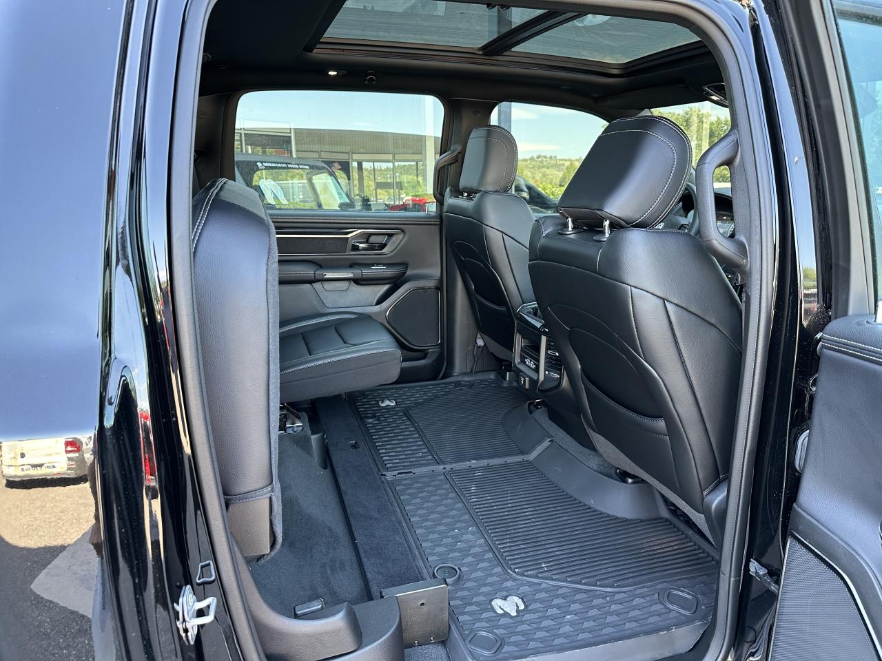 DODGE RAM 1500 CREW REBEL G/T AIR RAMBOX