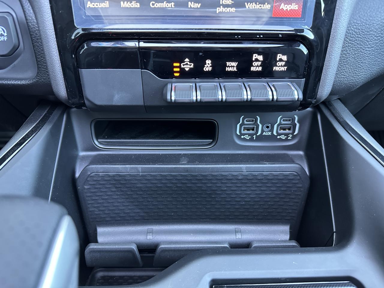 DODGE RAM 1500 CREW REBEL G/T AIR RAMBOX