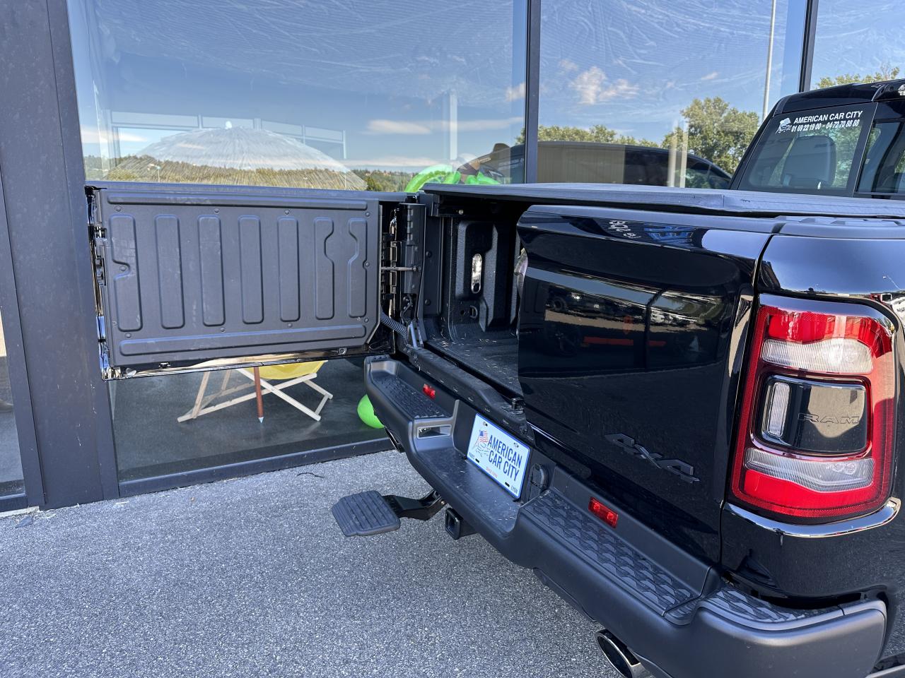 DODGE RAM 1500 CREW REBEL G/T AIR RAMBOX