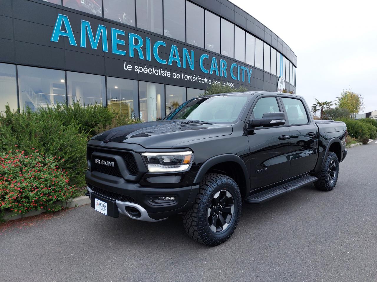 DODGE RAM 1500 CREW REBEL G/T AIR RAMBOX