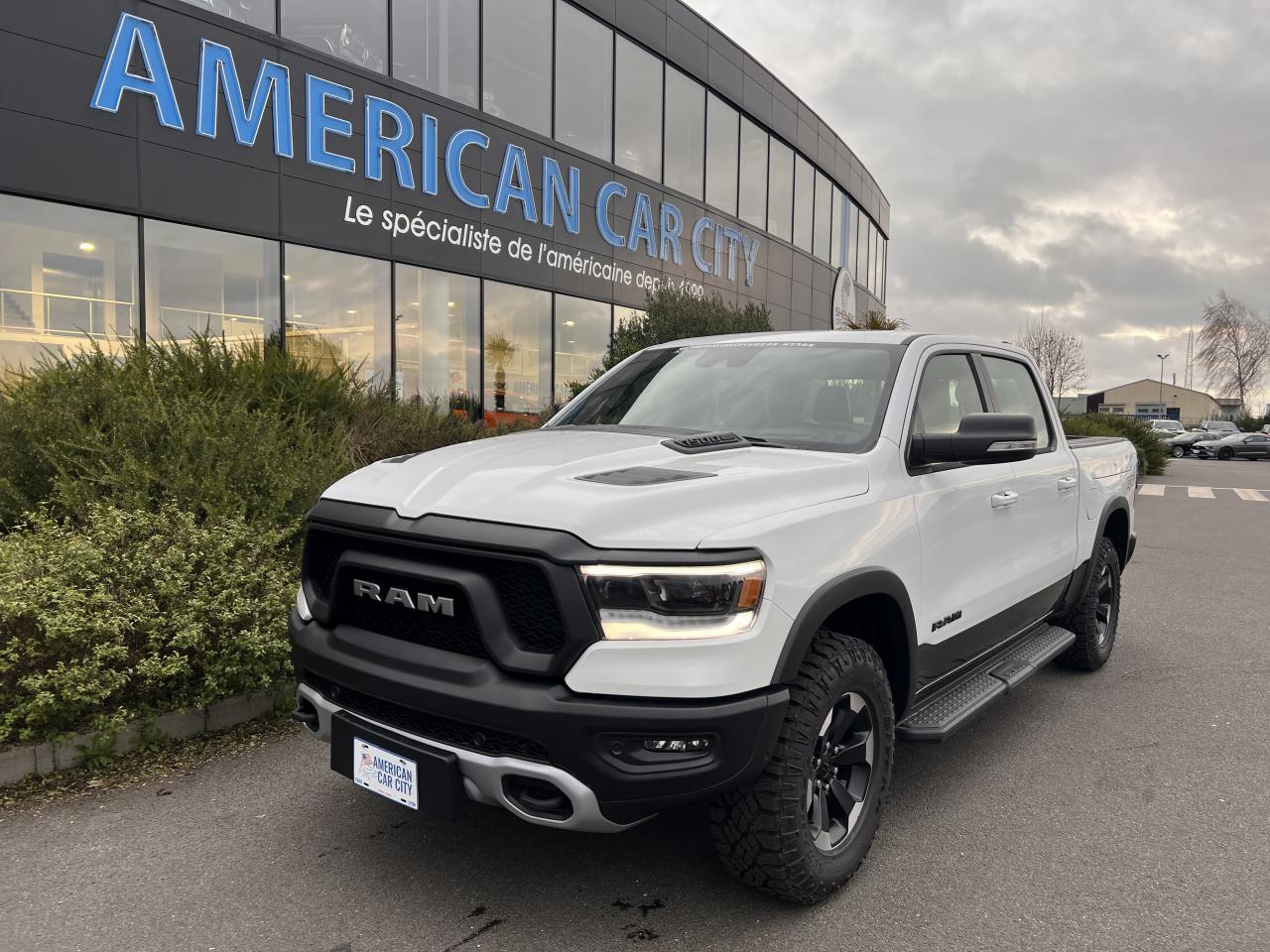DODGE RAM 1500 CREW REBEL G/T AIR RAMBOX