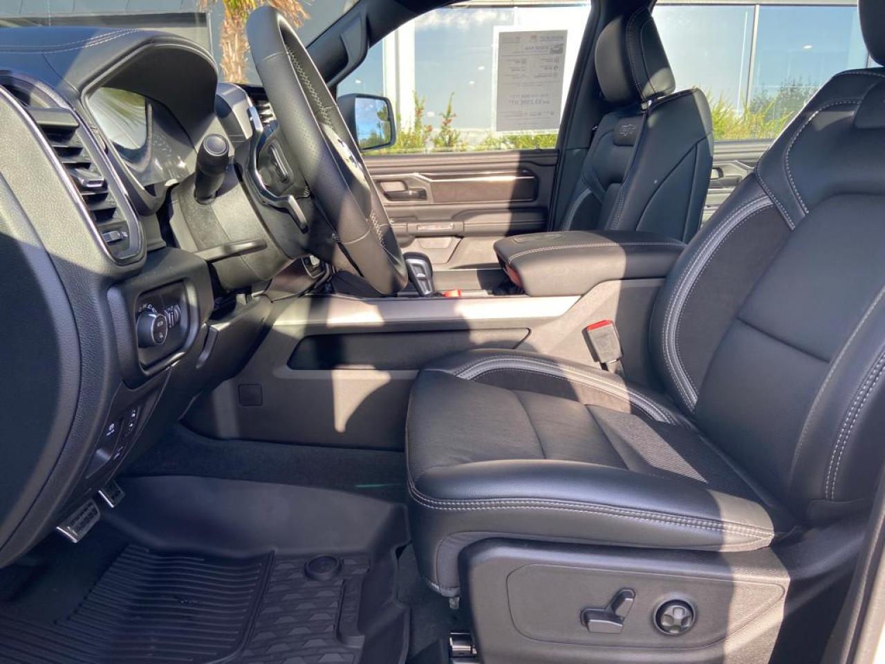 DODGE RAM 1500 CREW REBEL G/T AIR RAMBOX