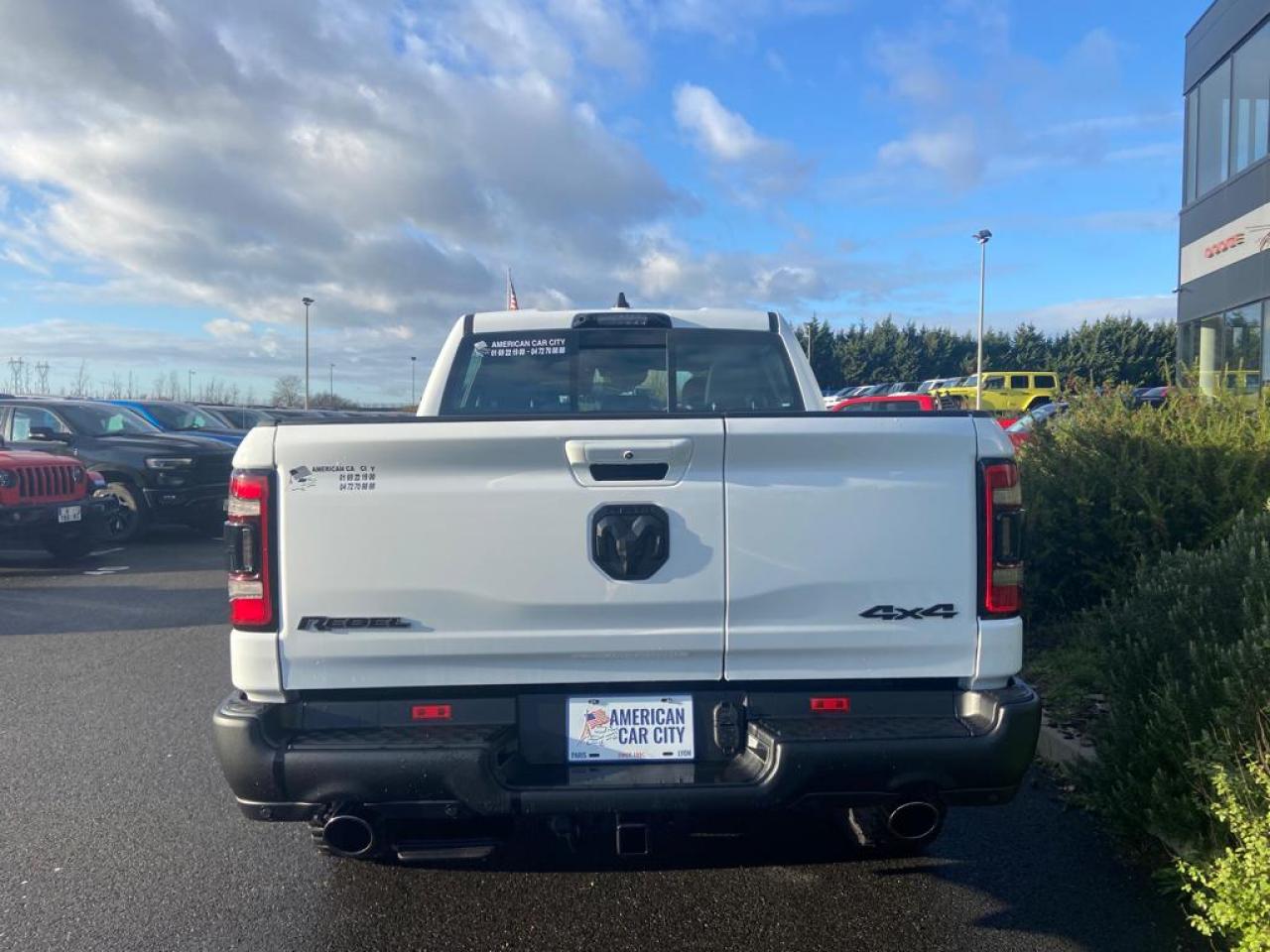 DODGE RAM 1500 CREW REBEL G/T AIR RAMBOX