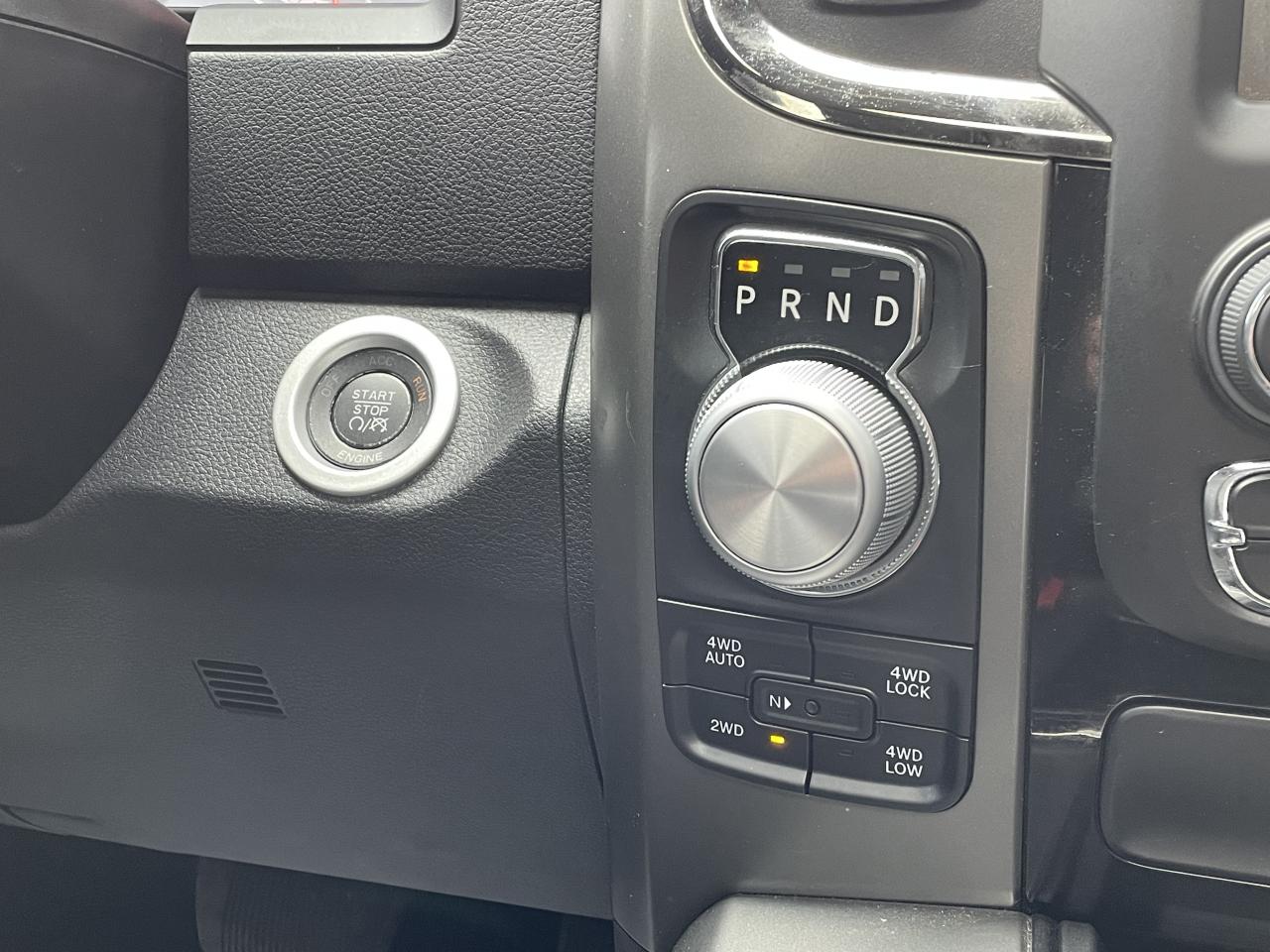 DODGE RAM 1500 CREW CAB SPORT