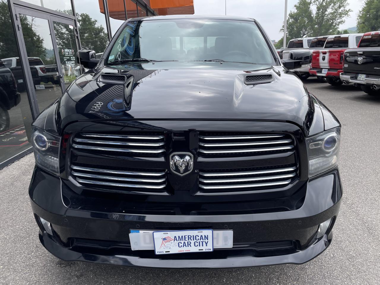 DODGE RAM 1500 CREW CAB SPORT