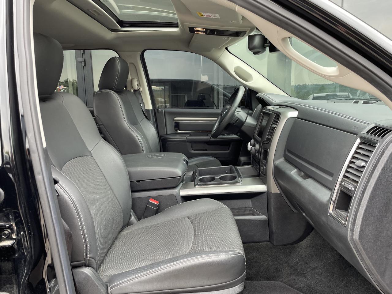 DODGE RAM 1500 CREW CAB SPORT