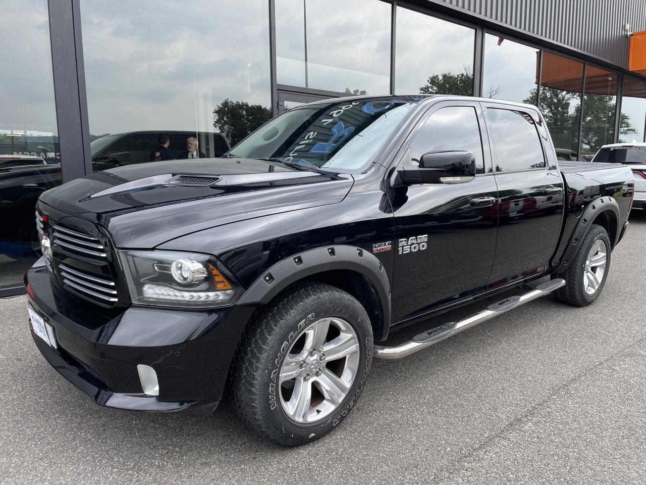 DODGE RAM 1500 CREW CAB SPORT