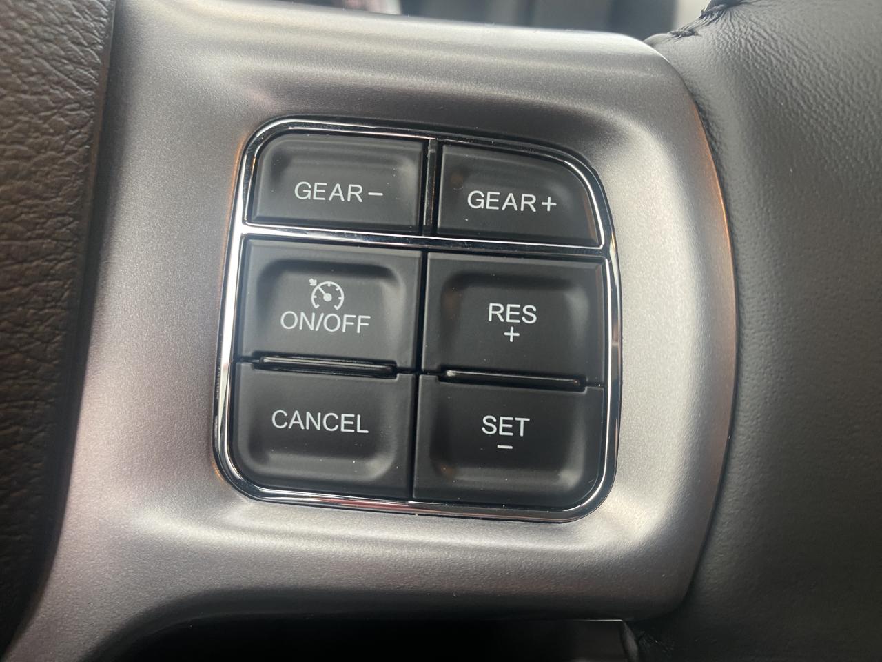 DODGE RAM 1500 Crew Cab SLT WARLOCK