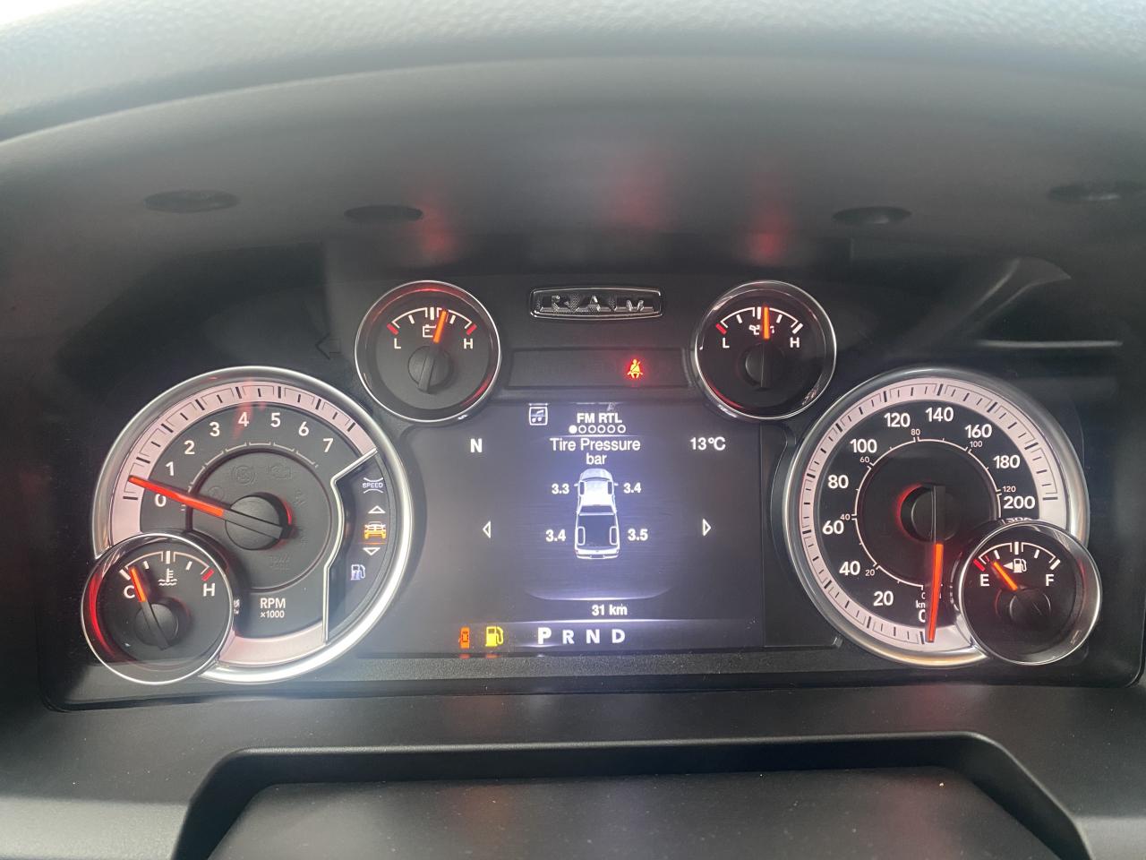DODGE RAM 1500 Crew Cab SLT WARLOCK