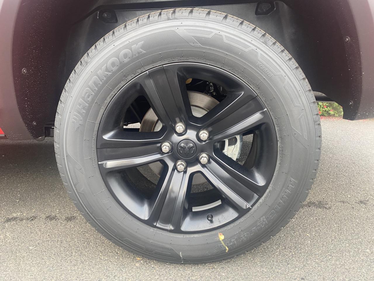 DODGE RAM 1500 Crew Cab SLT WARLOCK