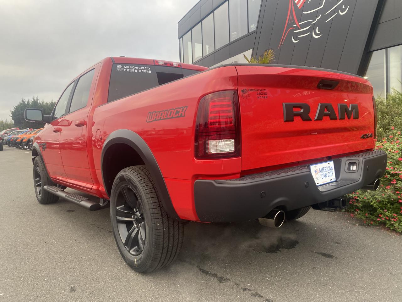 DODGE RAM 1500 Crew Cab SLT WARLOCK