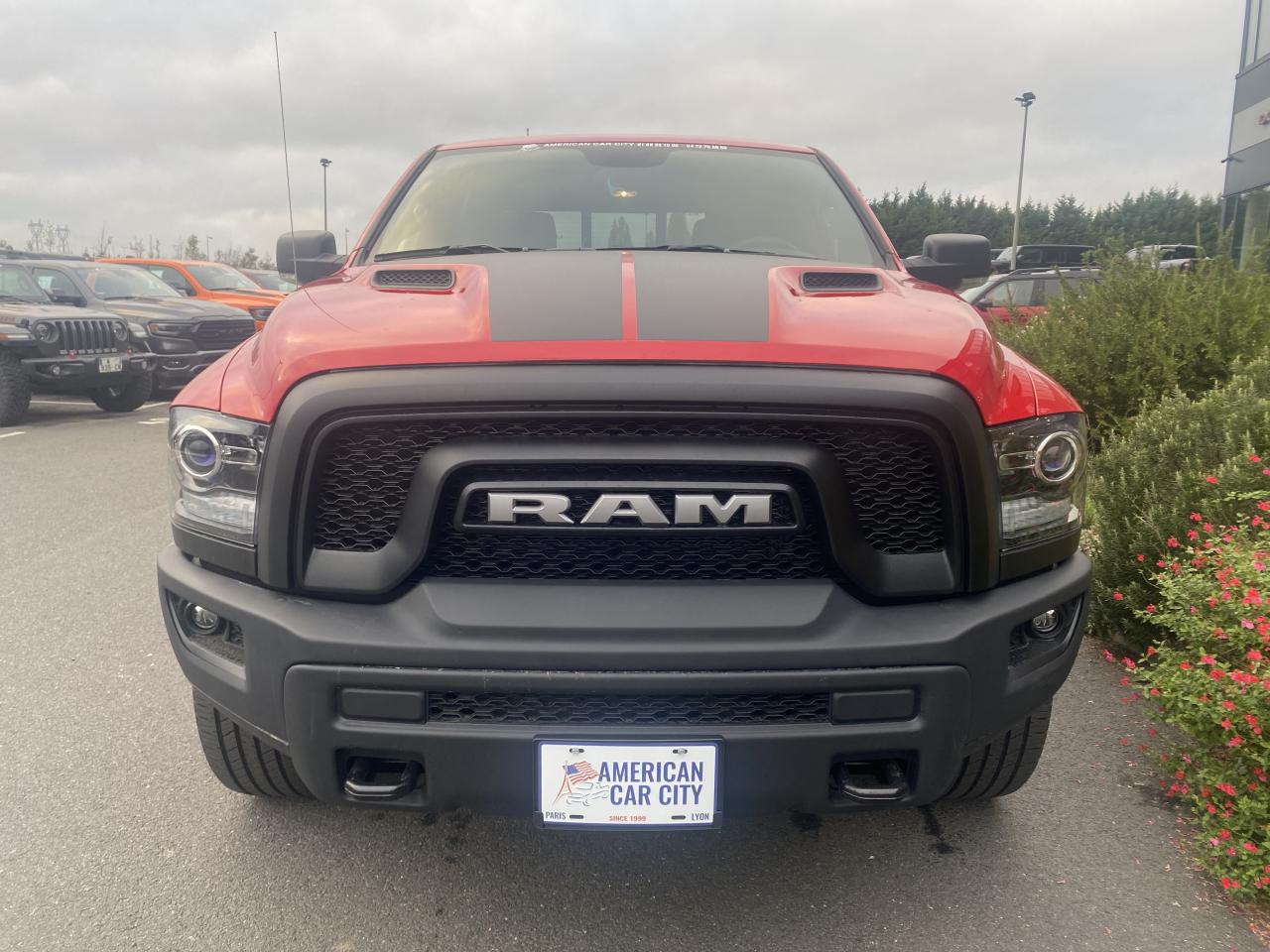 DODGE RAM 1500 Crew Cab SLT WARLOCK