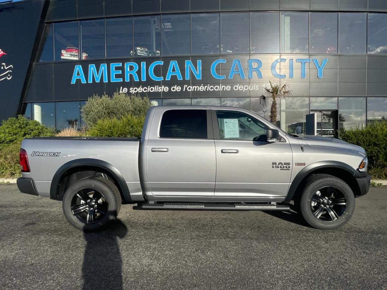 DODGE RAM 1500 Crew Cab SLT WARLOCK