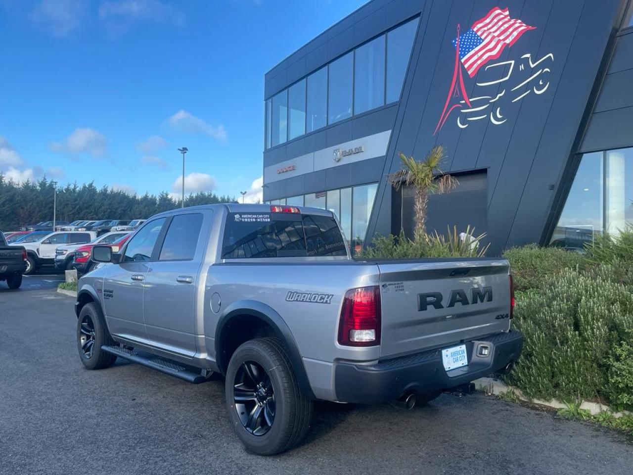 DODGE RAM 1500 Crew Cab SLT WARLOCK