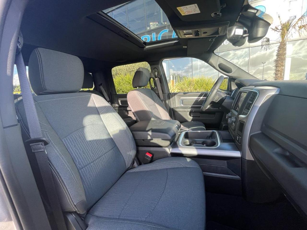 DODGE RAM 1500 Crew Cab SLT WARLOCK