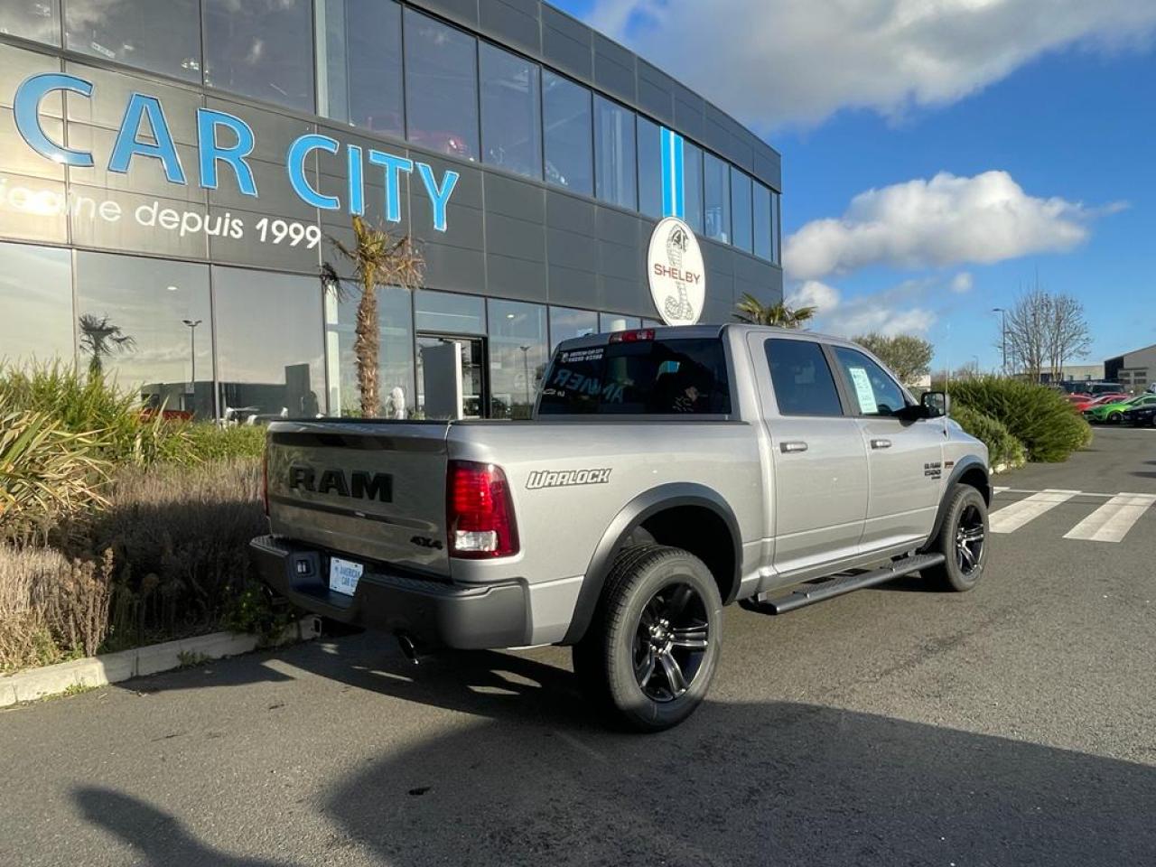 DODGE RAM 1500 Crew Cab SLT WARLOCK