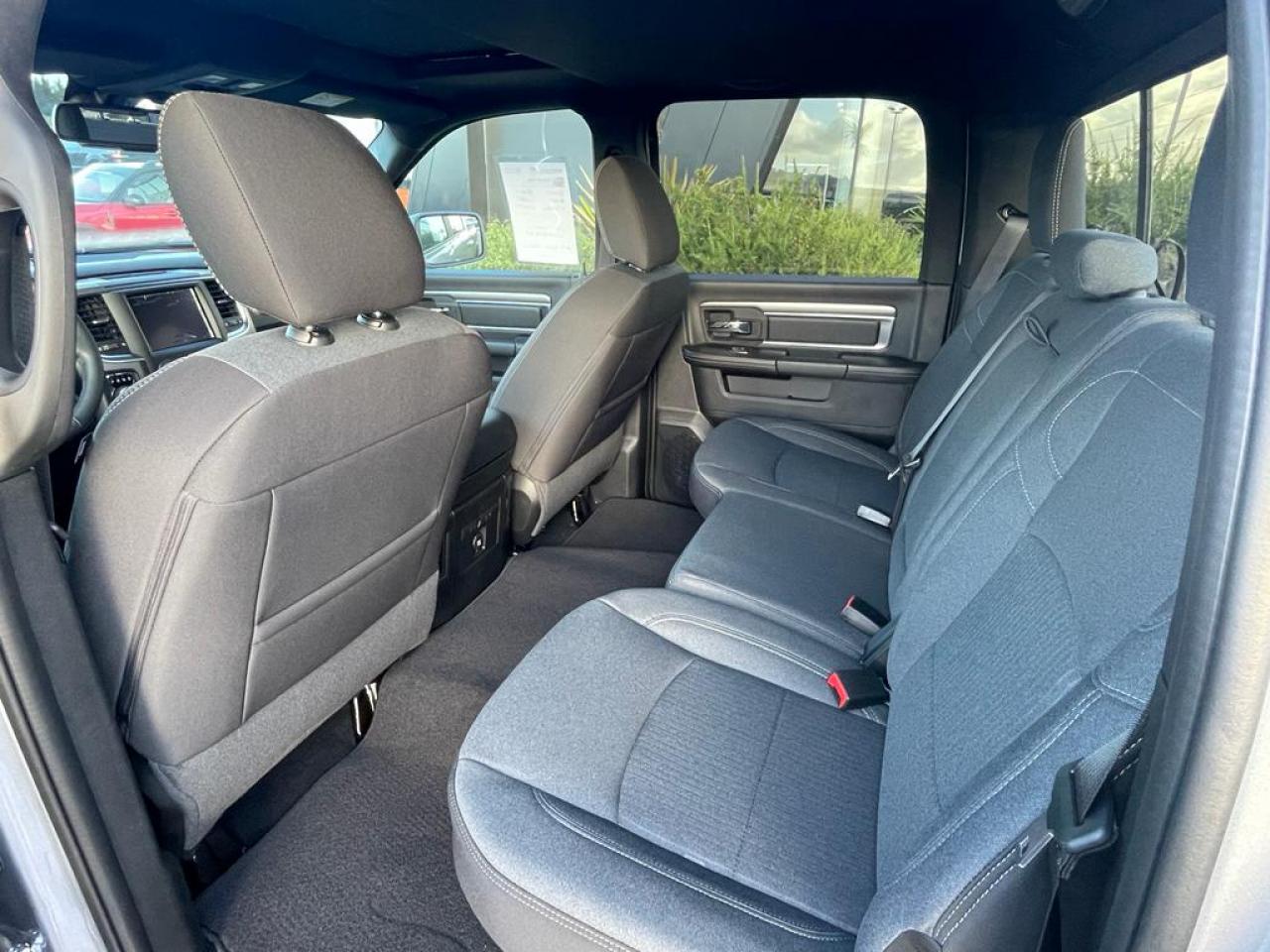 DODGE RAM 1500 Crew Cab SLT WARLOCK