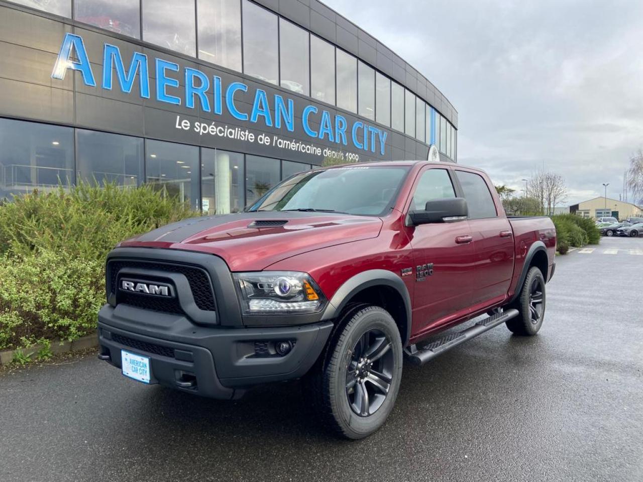 DODGE RAM 1500 Crew Cab SLT WARLOCK