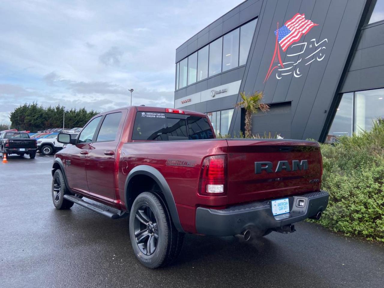 DODGE RAM 1500 Crew Cab SLT WARLOCK