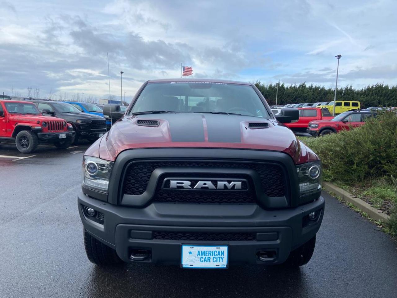 DODGE RAM 1500 Crew Cab SLT WARLOCK