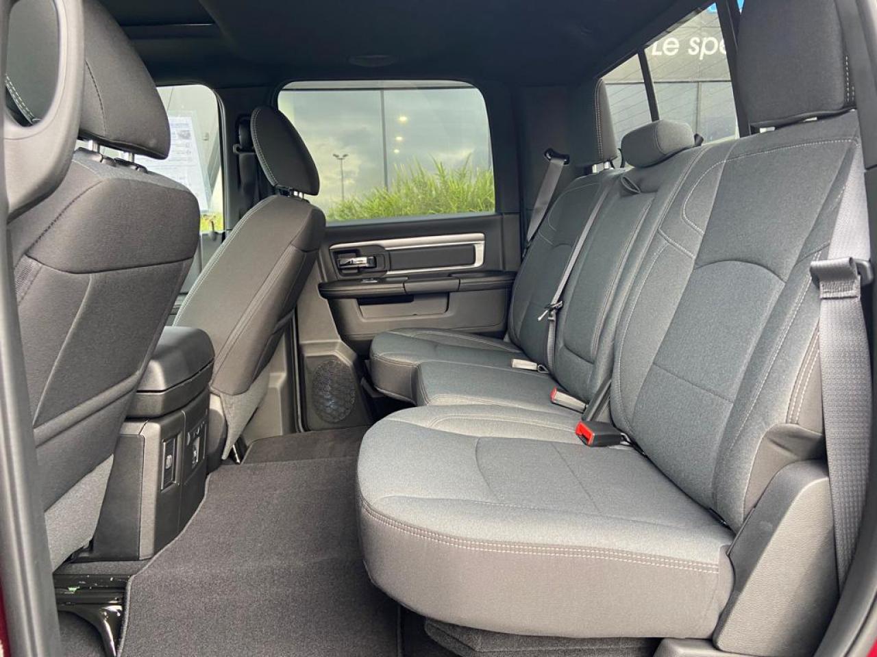 DODGE RAM 1500 Crew Cab SLT WARLOCK