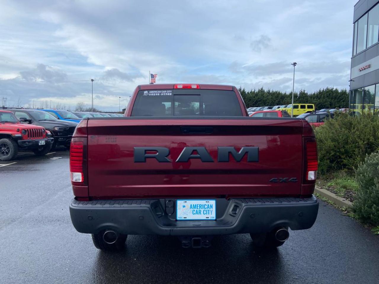 DODGE RAM 1500 Crew Cab SLT WARLOCK