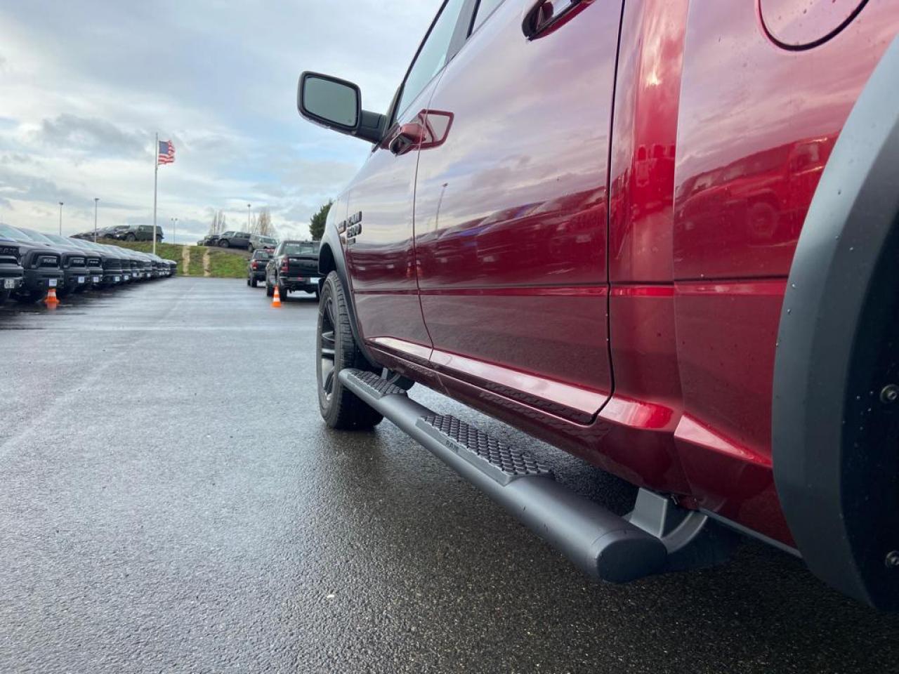 DODGE RAM 1500 Crew Cab SLT WARLOCK