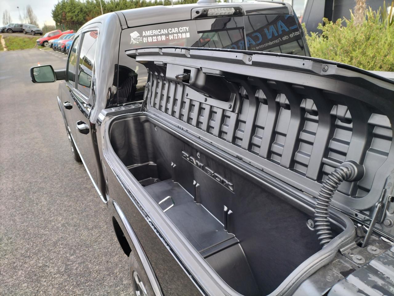 DODGE RAM 1500 CREW LIMITED 10th anniversary RAMBOX