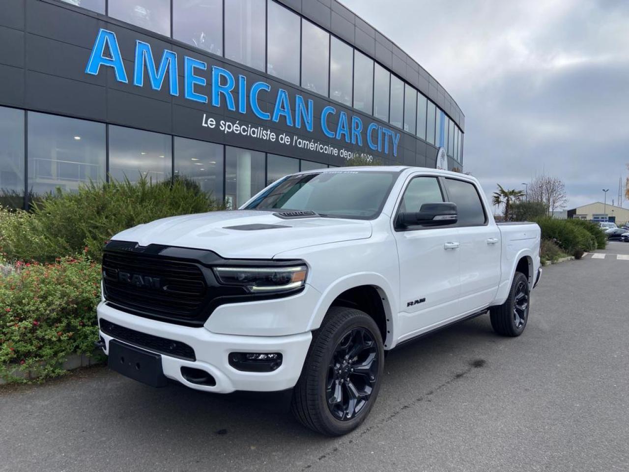 DODGE RAM 1500 Crew Limited Night Edition 2022 RAMBOX