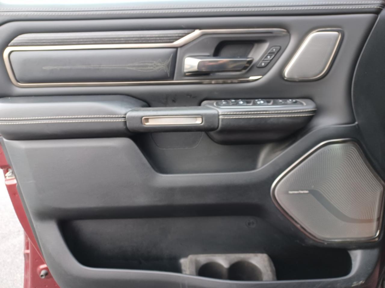 DODGE RAM 1500 CREW CAB LIMITED RAMBOX