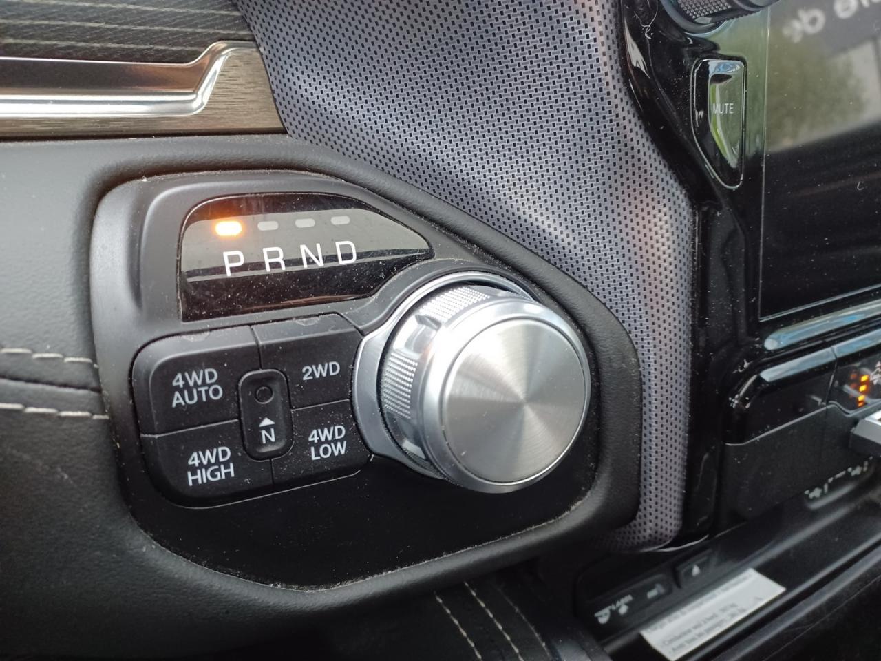 DODGE RAM 1500 CREW CAB LIMITED RAMBOX