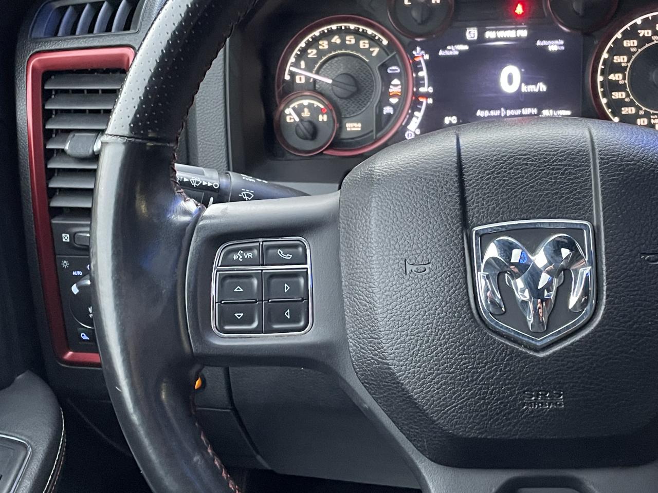 DODGE RAM 1500 CREWCAB REBEL AIRSUSPENSION
