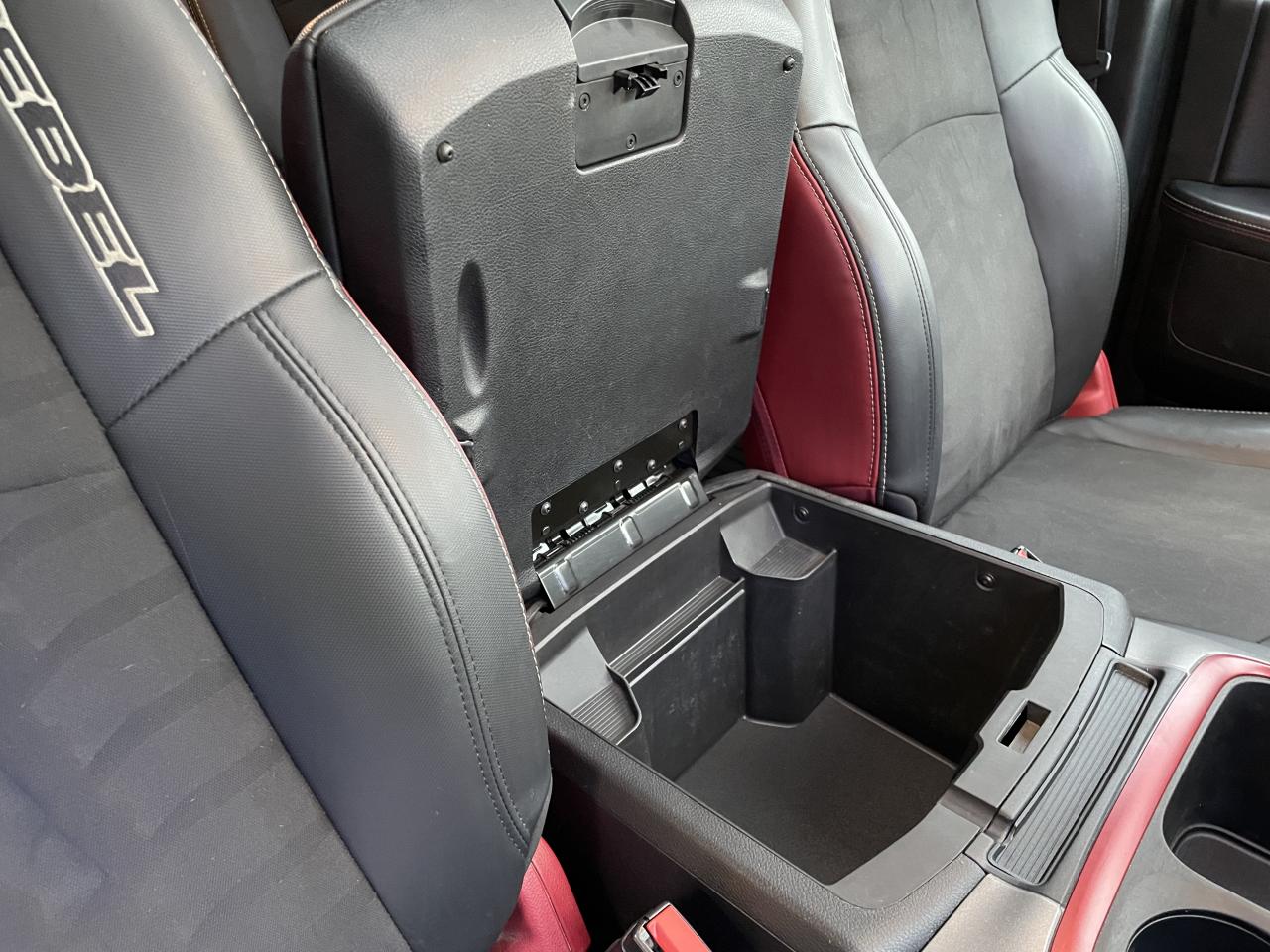DODGE RAM 1500 CREWCAB REBEL AIRSUSPENSION
