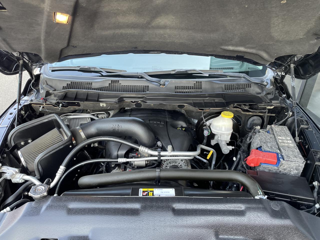 DODGE RAM 1500 CREWCAB SPORT BLACK PACKAGE 2017