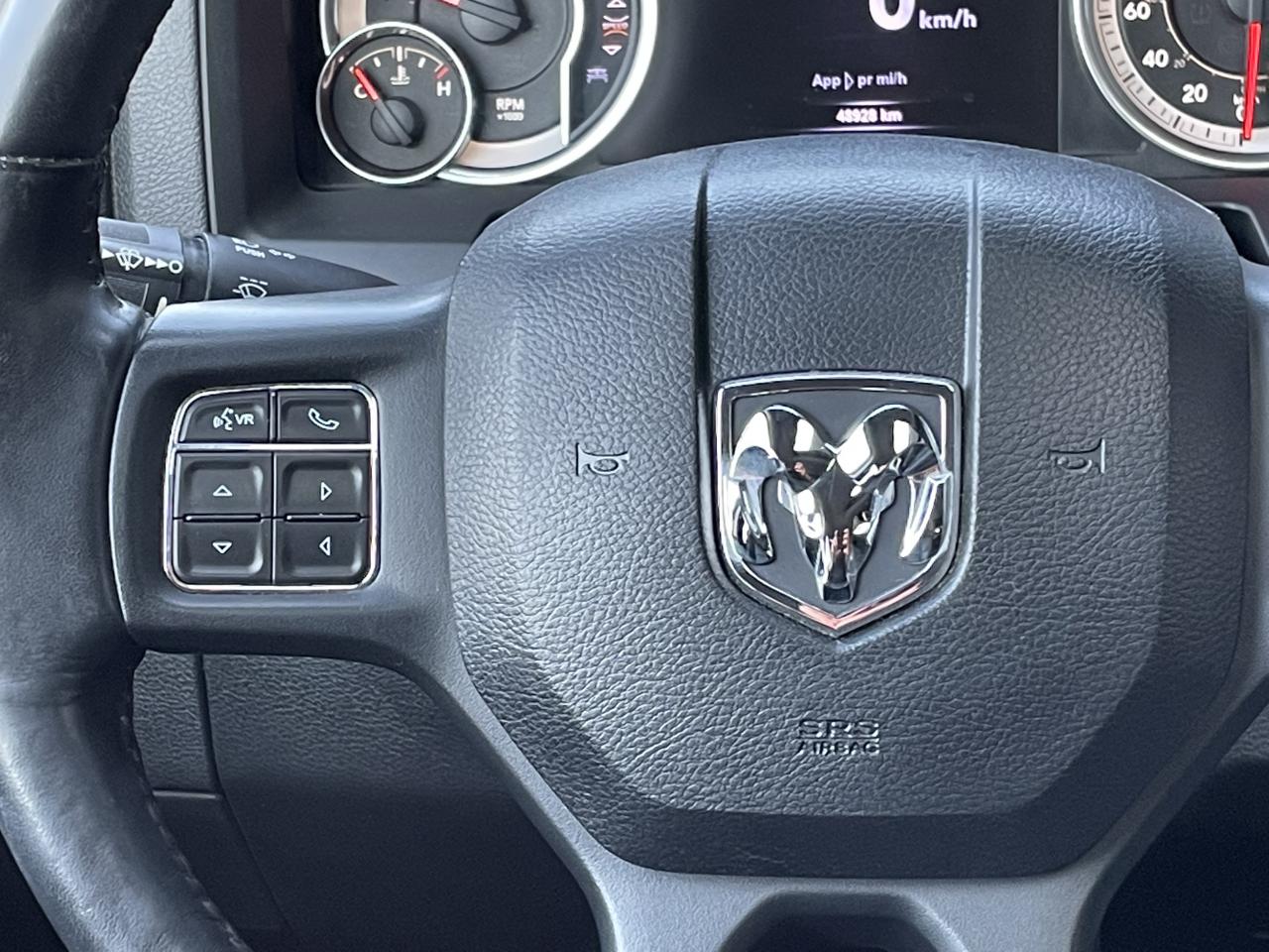 DODGE RAM 1500 CREWCAB SPORT BLACK PACKAGE 2017