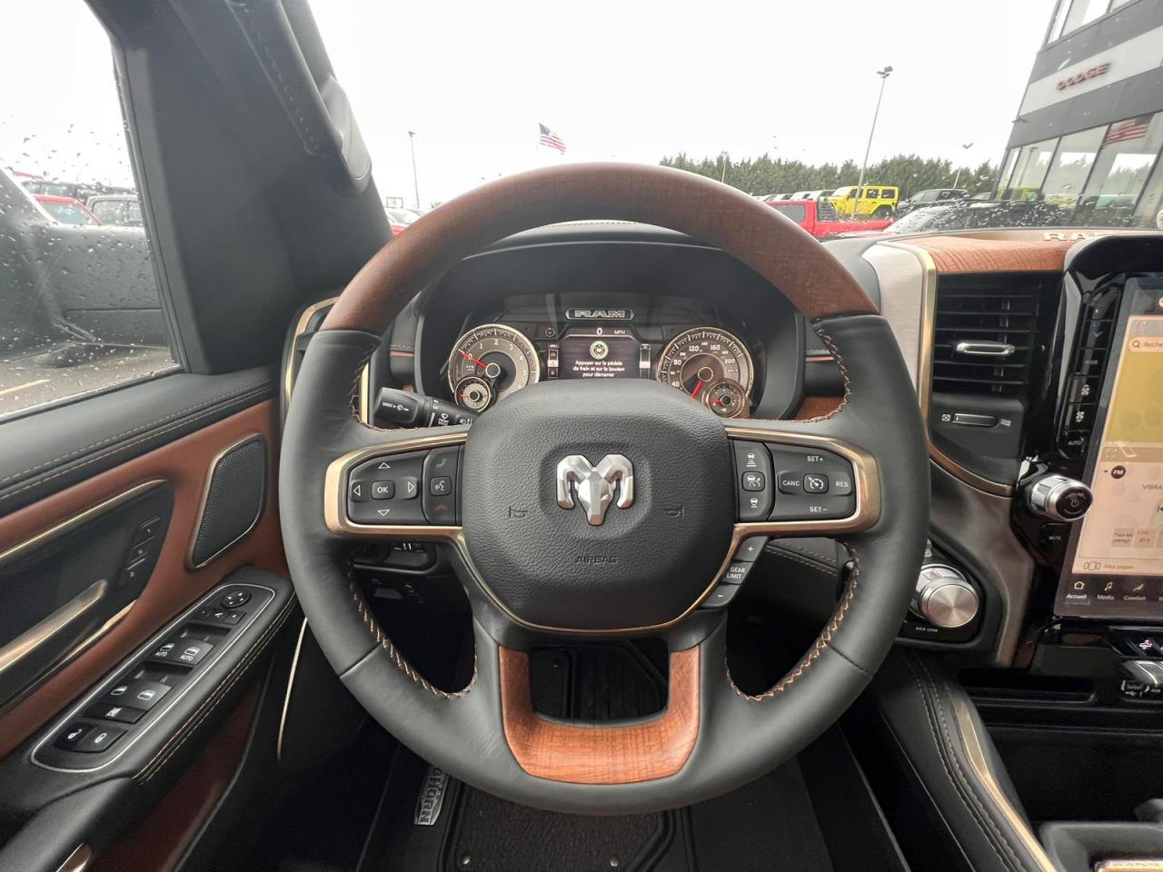 DODGE RAM 1500 CREW LONGHORN AIR RAMBOX