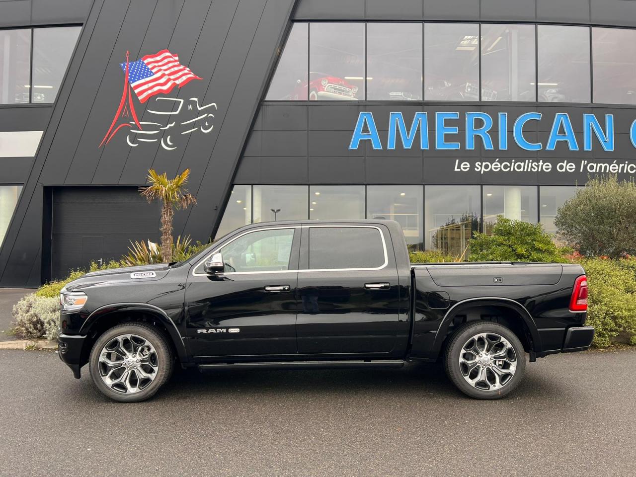DODGE RAM 1500 CREW LONGHORN AIR RAMBOX