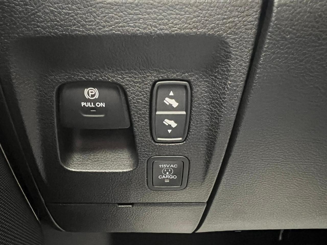 DODGE RAM 1500 CREW LONGHORN AIR RAMBOX