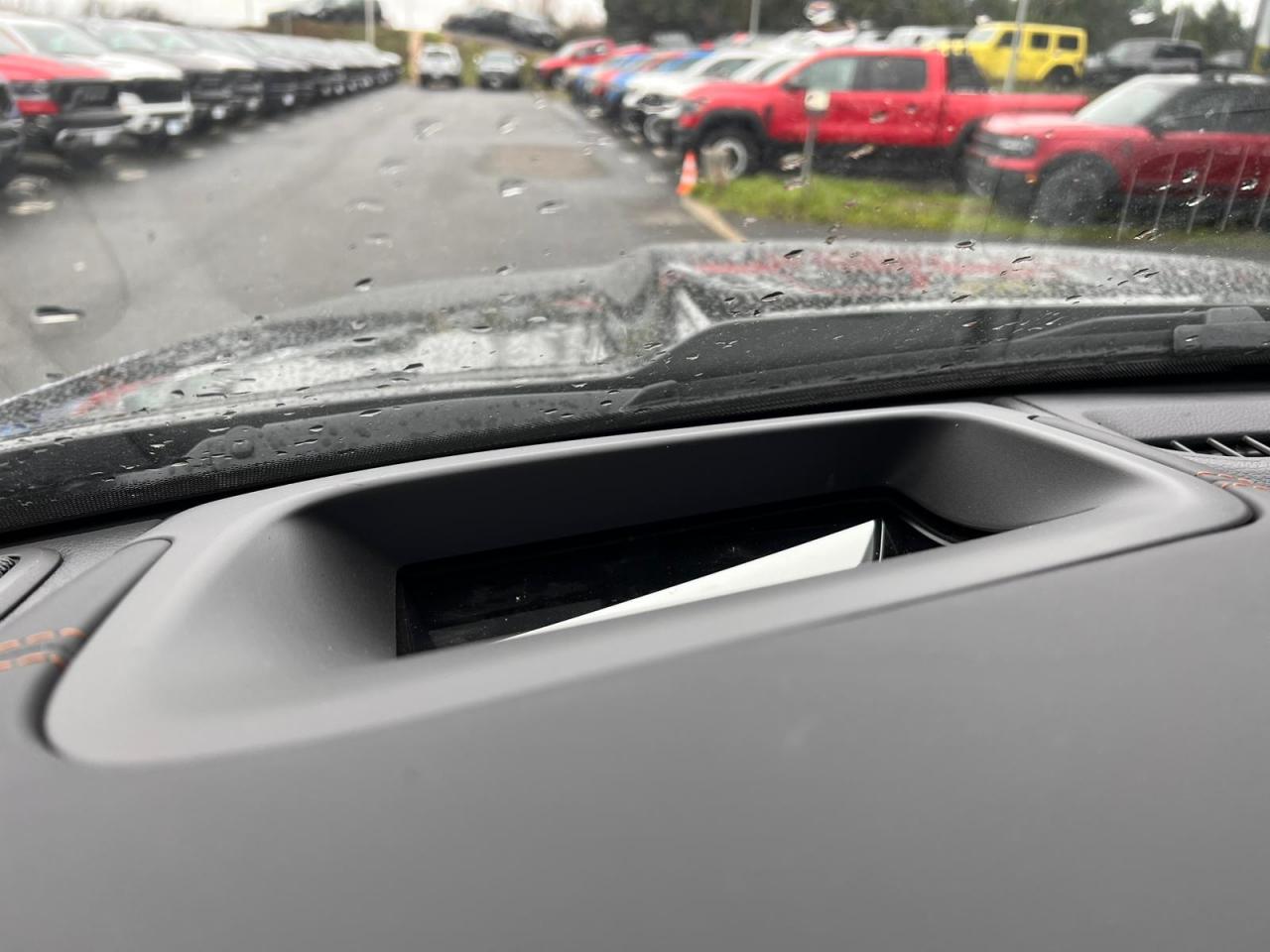 DODGE RAM 1500 CREW LONGHORN AIR RAMBOX
